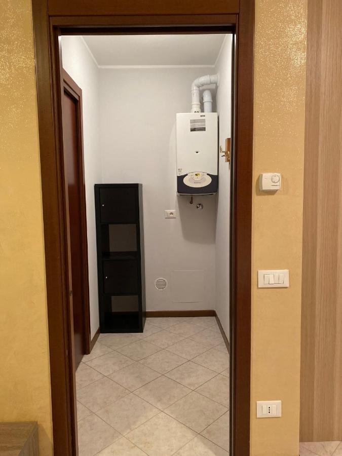 B E B House Apartamento Castellanza Exterior foto